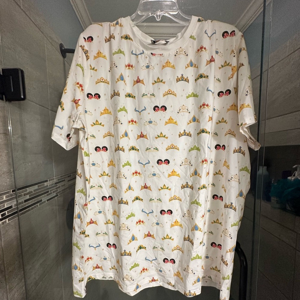 Pixie Lee & Co Disney Crown tee shirt 2x - Picture 3 of 8